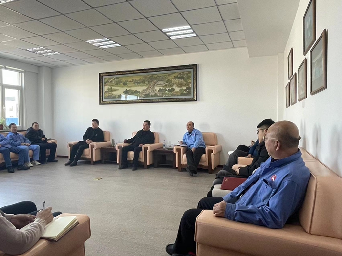 C:\Users\Administrator\Desktop\111.jpg C:\Users\Administrator\Desktop\111.jpg